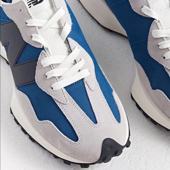 New Balance 327 Sneaker - Picture 8 of 8